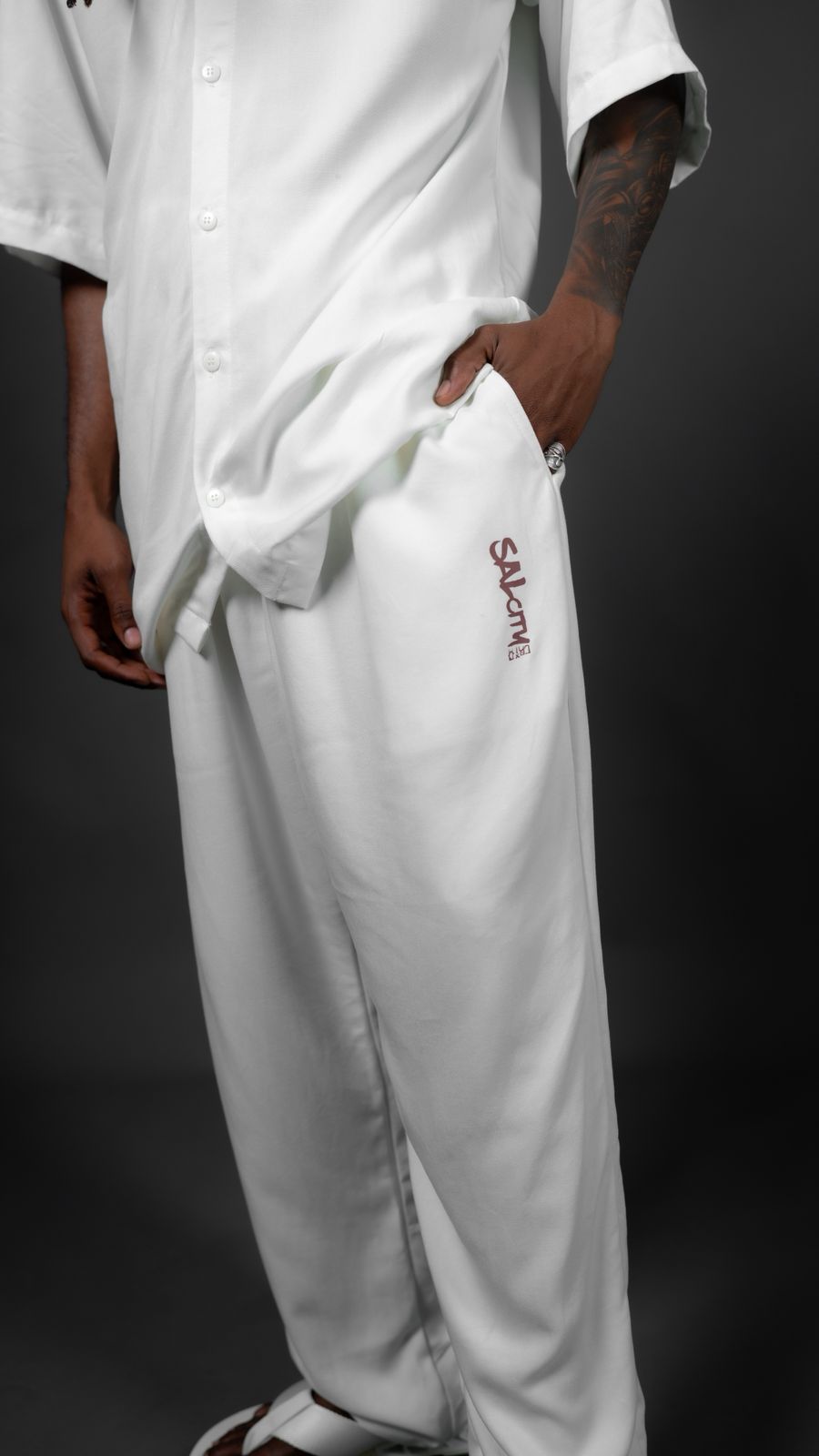 Calça clássica agenero Branca Monocity