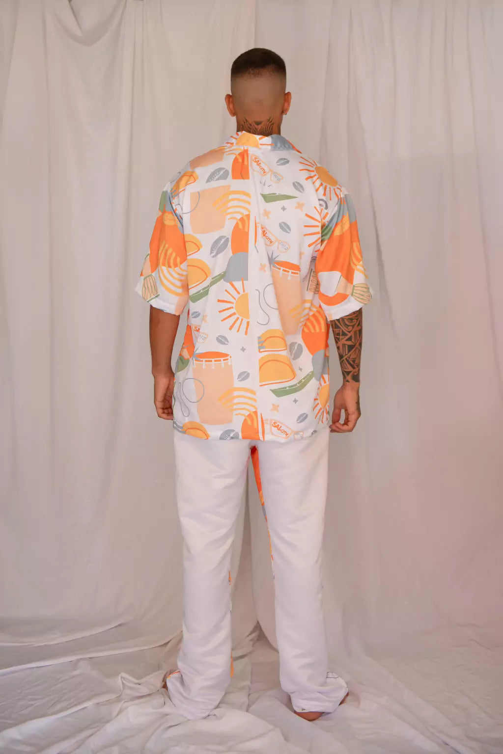 Camisa de botão toque de seda